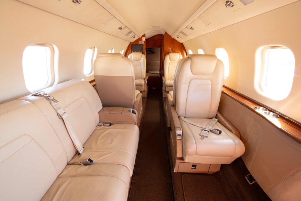 Bombardier Lear 60XR Learjet private jet for sale Dallas Texas Mente Group Private Jet Sales Brokers