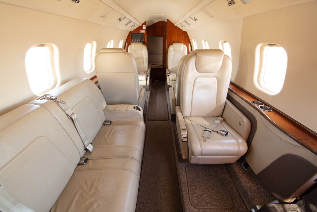 Bombardier Lear 60XR Learjet private jet for sale Dallas Texas Mente Group Private Jet Sales Brokers